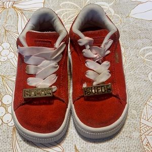 Children’s red Puma suede classic sneaker size 9 c